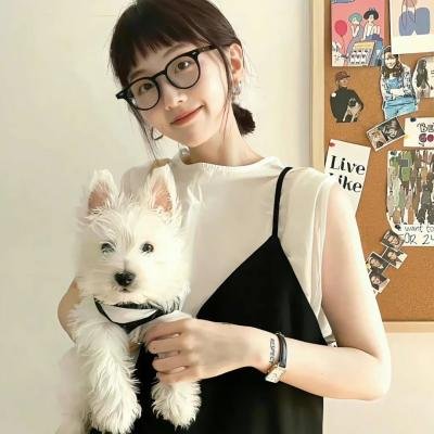 皮裘大衣女人